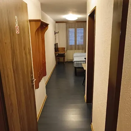 מלון Restaurant Pizzeria Mamma Mia *